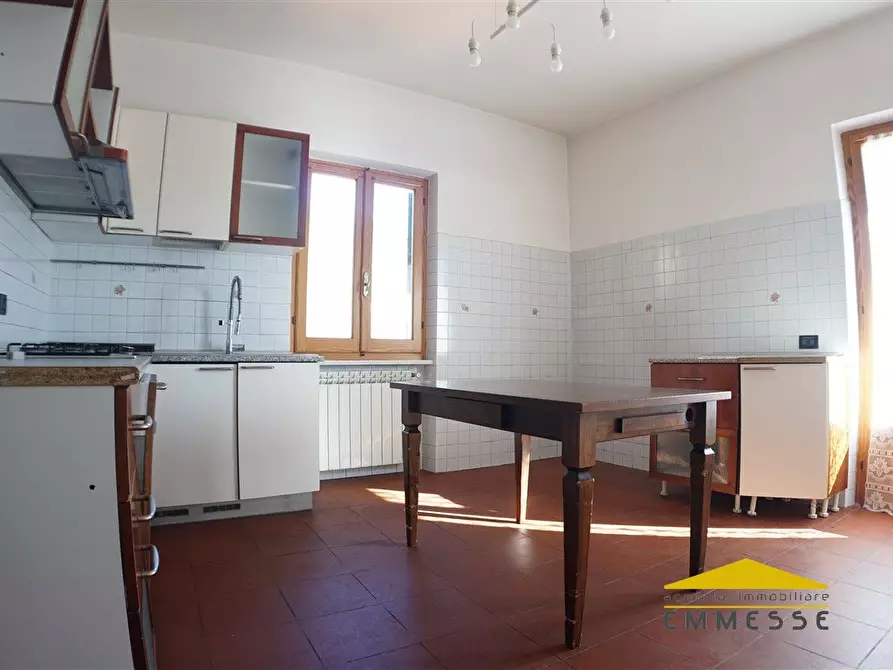 Immagine 10 di Casa indipendente in vendita  a Massa