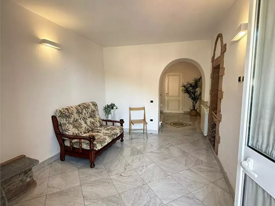 Immagine 6 di Casa indipendente in vendita  a Montignoso