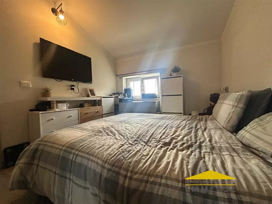 Immagine 10 di Casa indipendente in vendita  a Massa