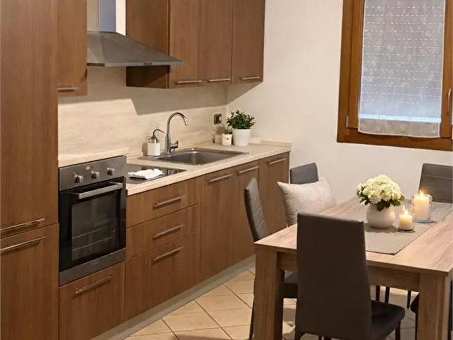 Immagine 4 di Villa in vendita  a Borgo Veneto