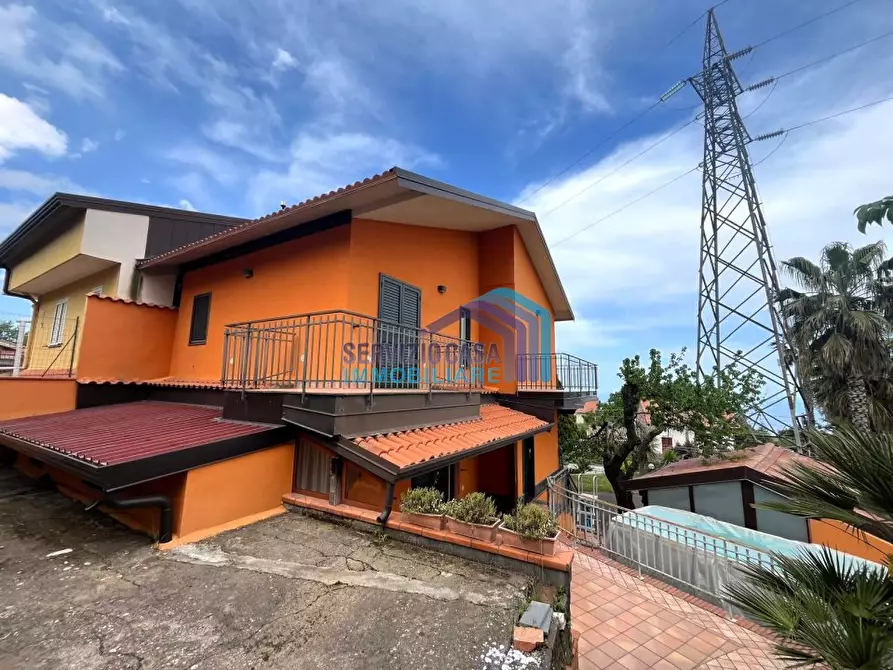 Immagine 2 di Villa in vendita  a Mascali