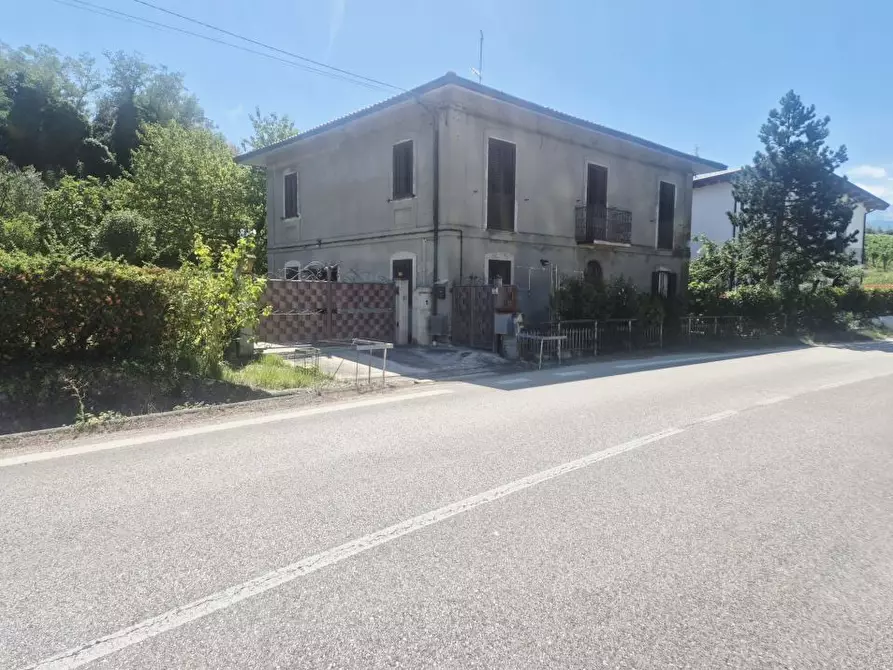 Immagine 1 di Villa in vendita  40 a Casacanditella