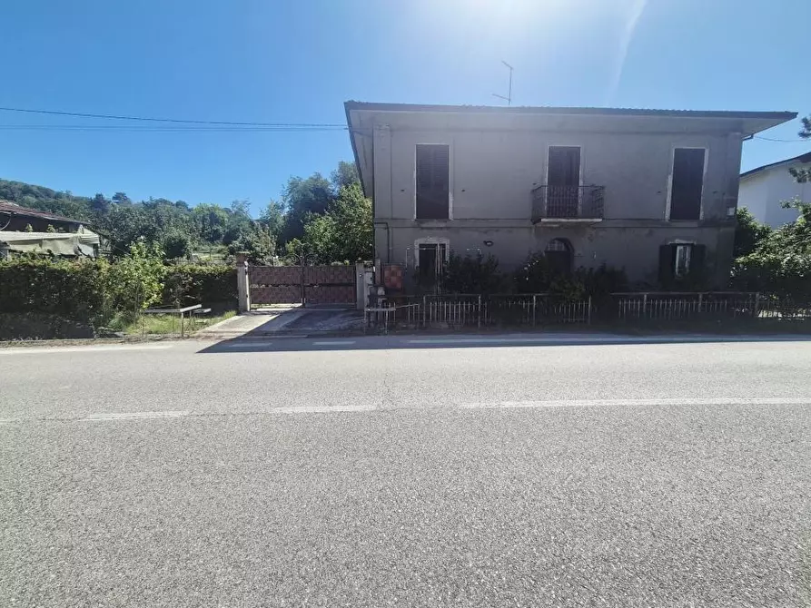 Immagine 7 di Villa in vendita  40 a Casacanditella