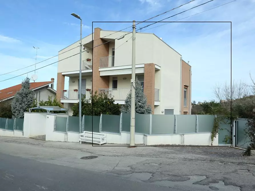 Immagine 1 di Villa in vendita  43 a San Giovanni Teatino
