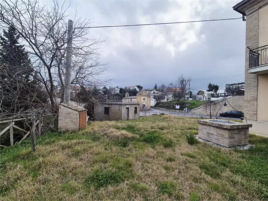 Immagine 9 di Villa in vendita  a Casacanditella