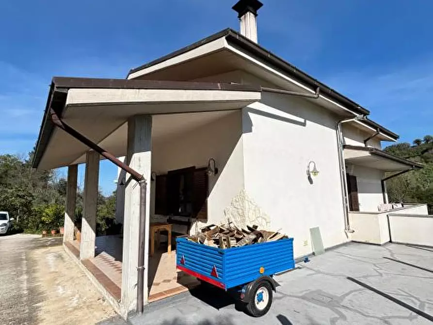 Immagine 5 di Villa in vendita  2 a San Giovanni Teatino