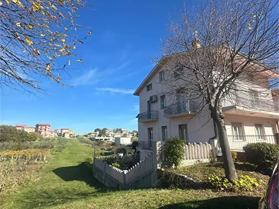 Immagine 8 di Villa in vendita  5 a Tornareccio