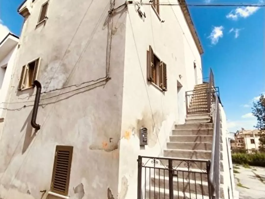 Immagine 3 di Villa in vendita  5 a Frisa