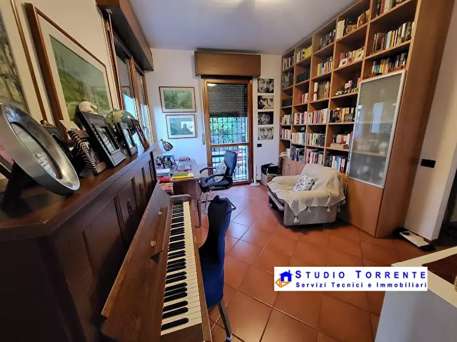 Immagine 10 di Villa in vendita  21 a Inverigo