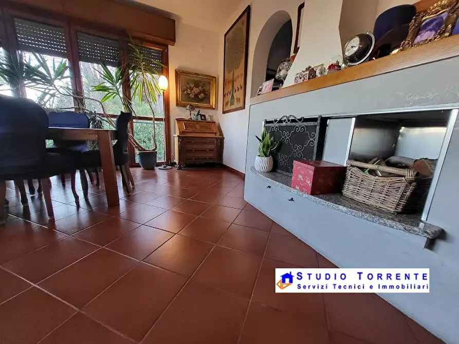 Immagine 9 di Villa in vendita  21 a Inverigo