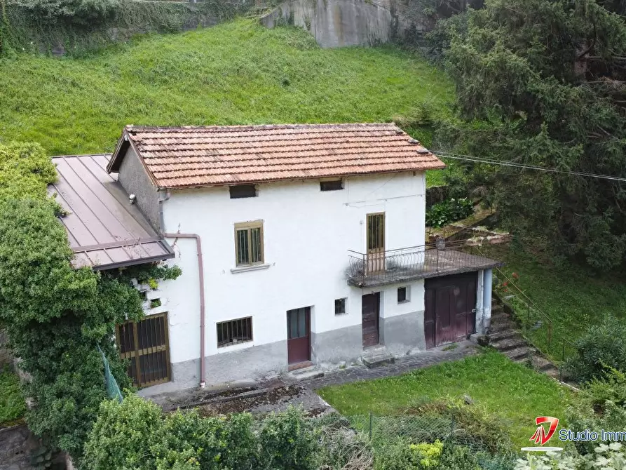 Immagine 7 di Villa in vendita  a Cedegolo