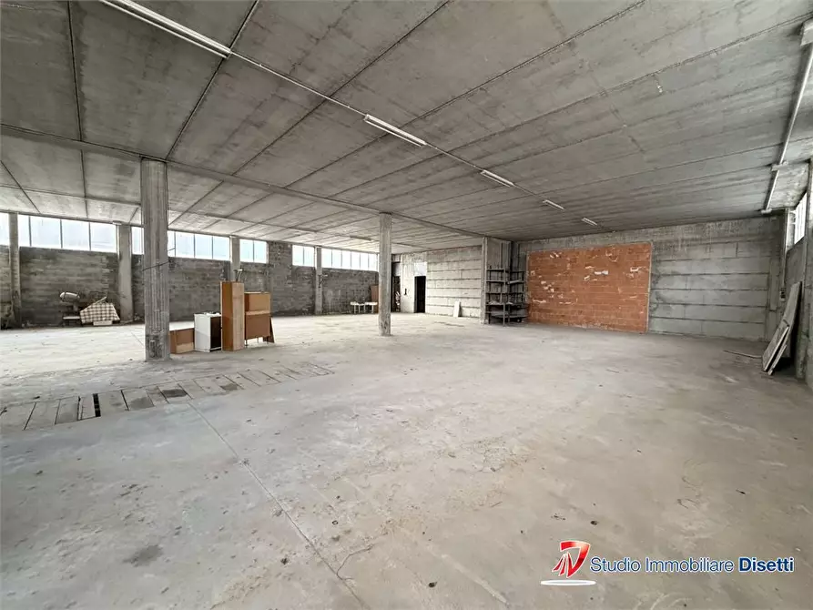 Immagine 7 di Villa in vendita  a Borno