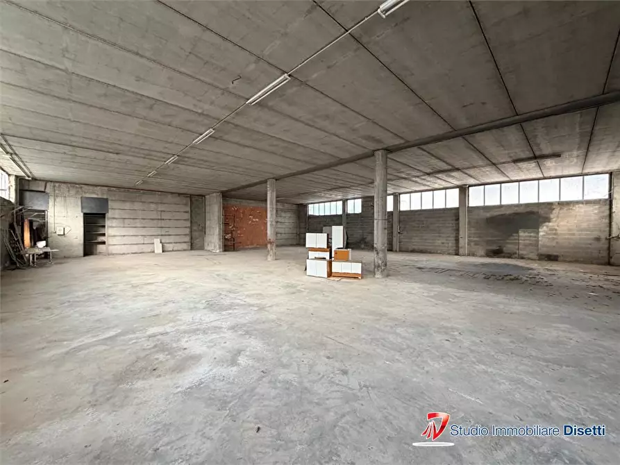 Immagine 5 di Villa in vendita  a Borno