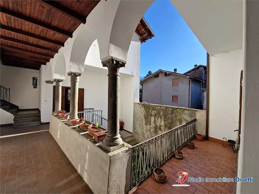 Immagine 4 di Villa in vendita  3A a Capo Di Ponte