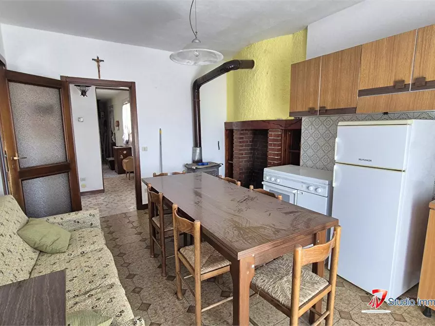 Immagine 3 di Villa in vendita  8 a Borno
