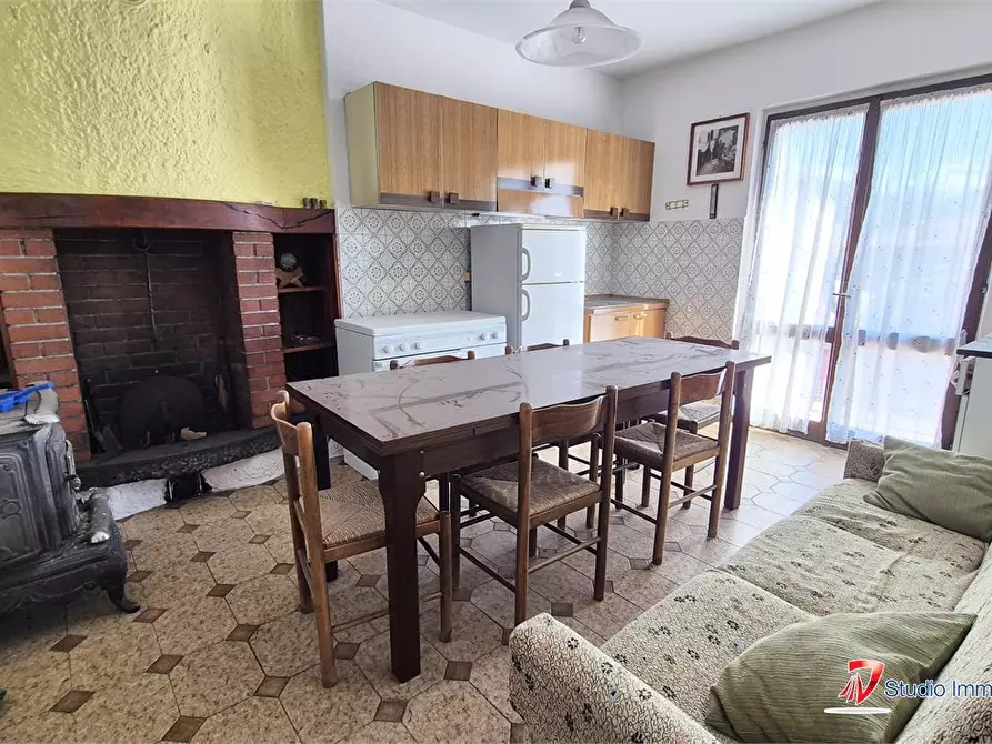 Immagine 4 di Villa in vendita  8 a Borno