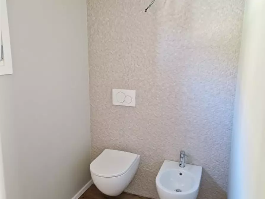 Immagine 6 di Villa in vendita  2 a Capo Di Ponte