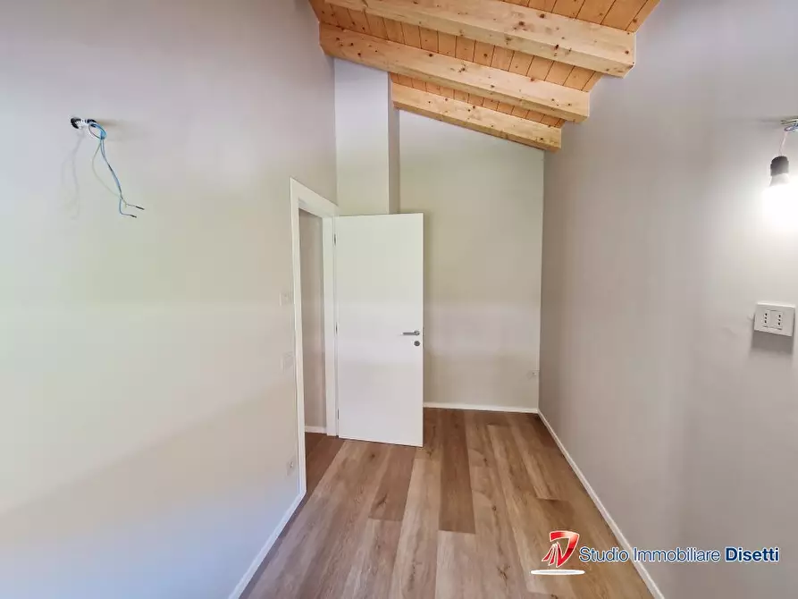 Immagine 9 di Villa in vendita  2 a Capo Di Ponte