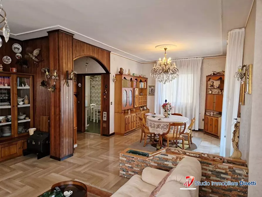 Immagine 5 di Villa in vendita  10 a Cividate Camuno