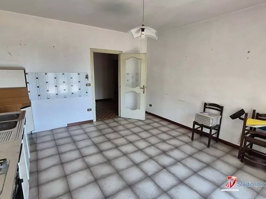 Immagine 5 di Villa in vendita  5 a Zone