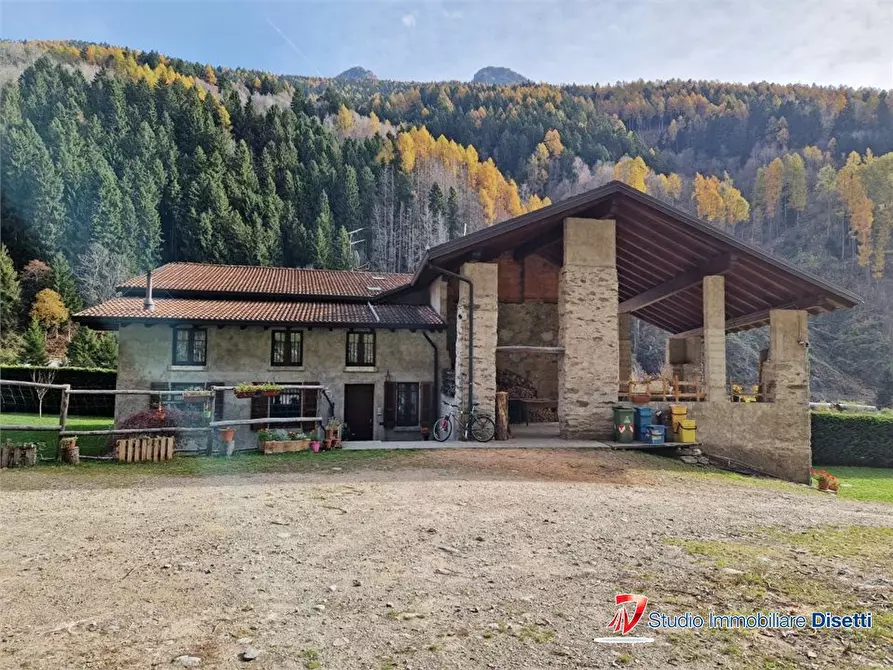 Immagine 5 di Villa in vendita  49 a Edolo