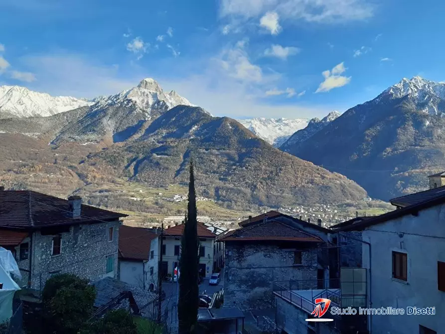 Immagine 2 di Villa in vendita  a Cerveno