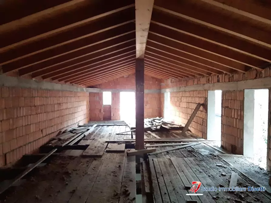 Immagine 9 di Villa in vendita  a Cerveno