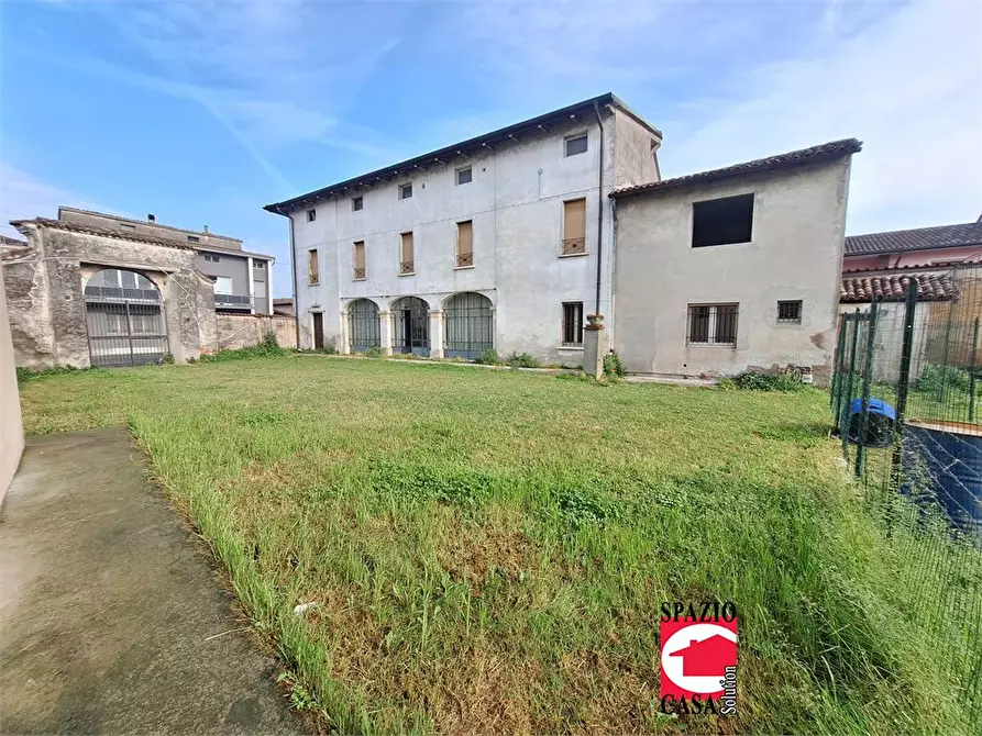 Immagine 4 di Villa in vendita  a Borgo San Giacomo
