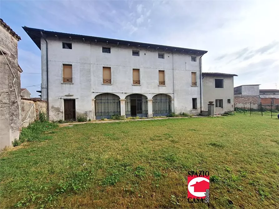 Immagine 3 di Villa in vendita  a Borgo San Giacomo