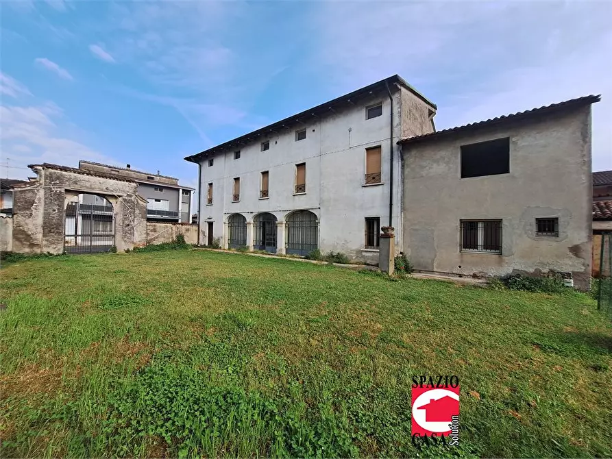 Immagine 5 di Villa in vendita  a Borgo San Giacomo