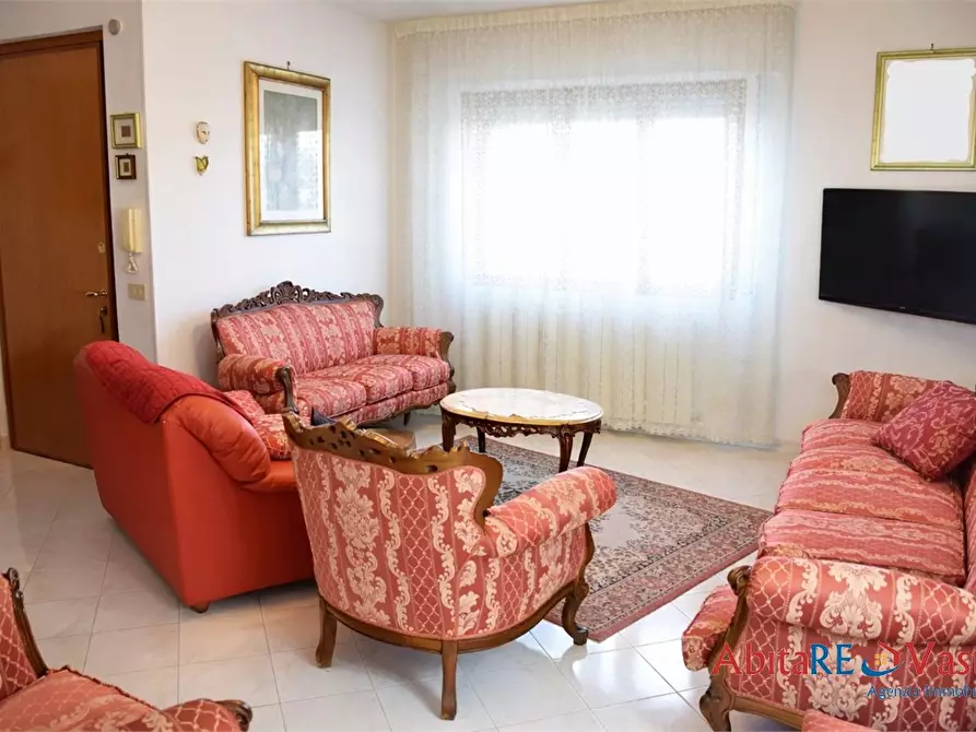 Immagine 1 di Villa in vendita  a Santa Maria Imbaro