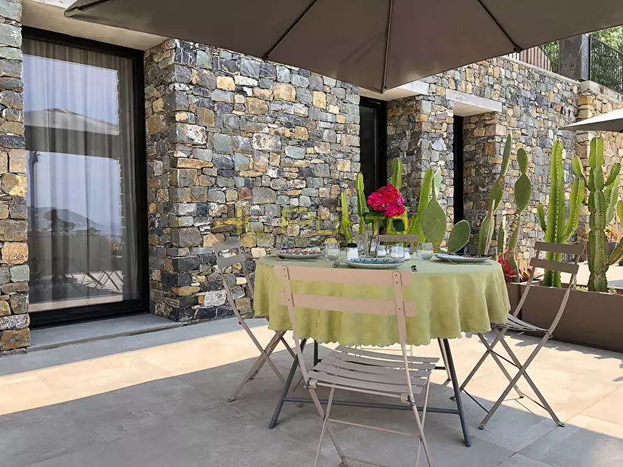 Immagine 3 di Villa in vendita  285 a San Remo