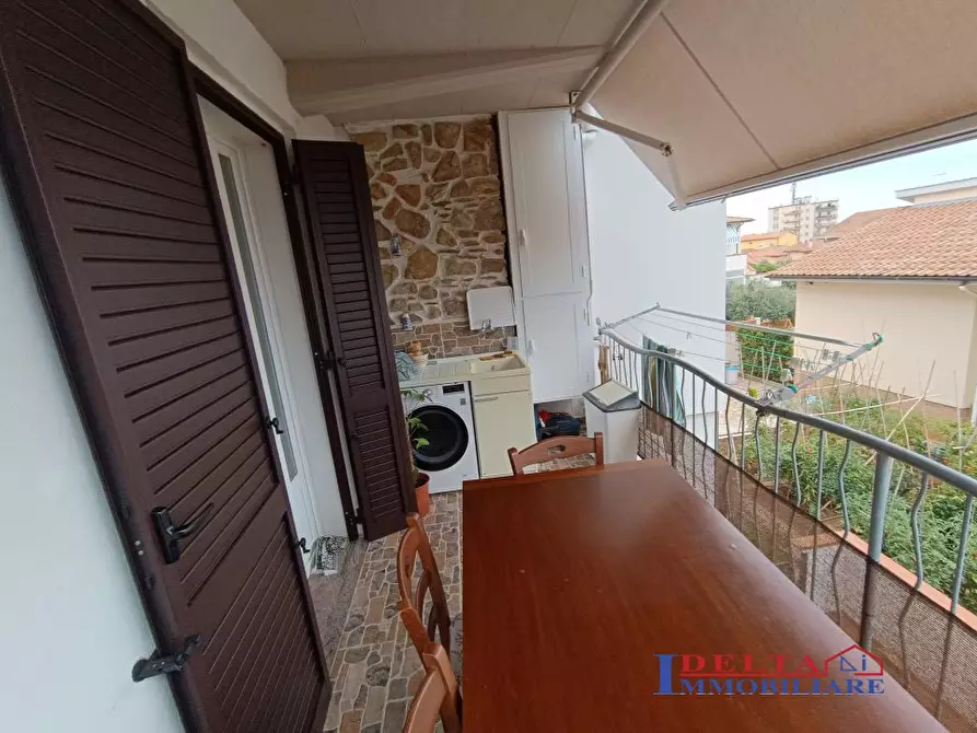 Immagine 8 di Villa in vendita  a Rosignano Marittimo