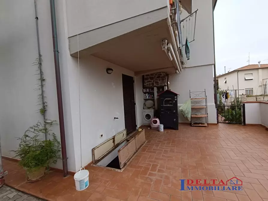 Immagine 3 di Villa in vendita  a Rosignano Marittimo