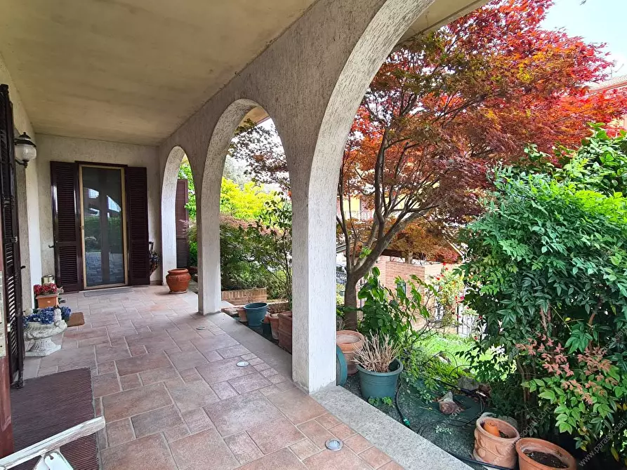 Immagine 1 di Villa in vendita  a Cornegliano Laudense