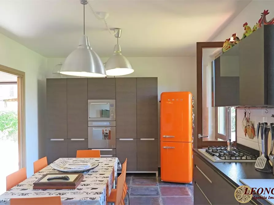 Immagine 6 di Villa in vendita  19 a Villafranca In Lunigiana