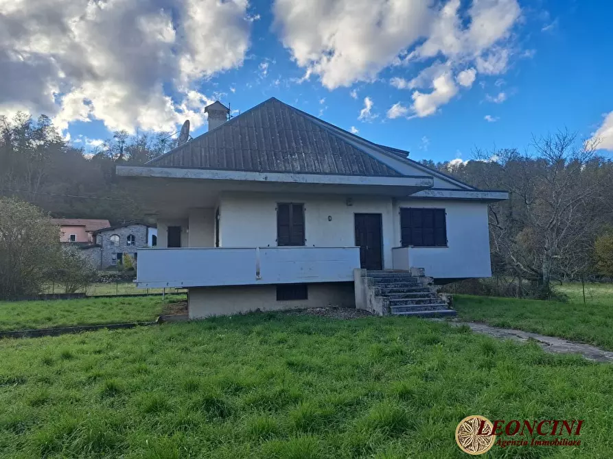 Immagine 3 di Villa in vendita  1 a Pontremoli