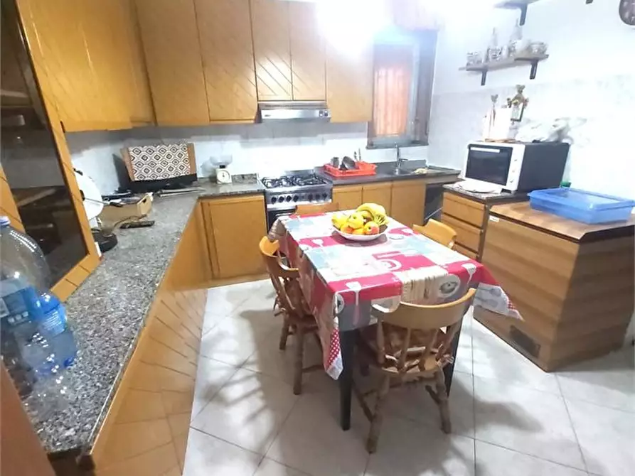 Immagine 8 di Villa in vendita  a Messina