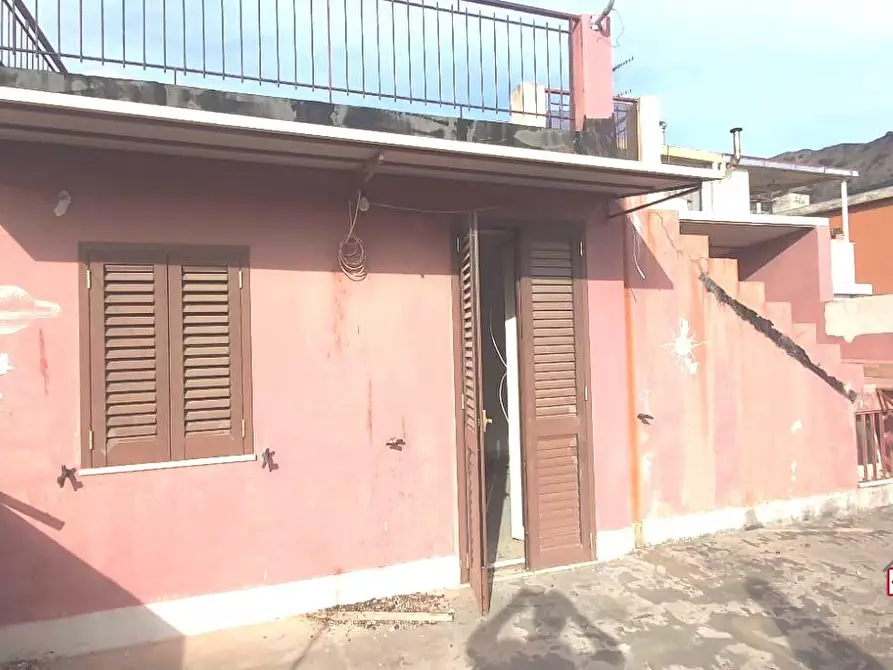 Immagine 2 di Villa in vendita  a Messina