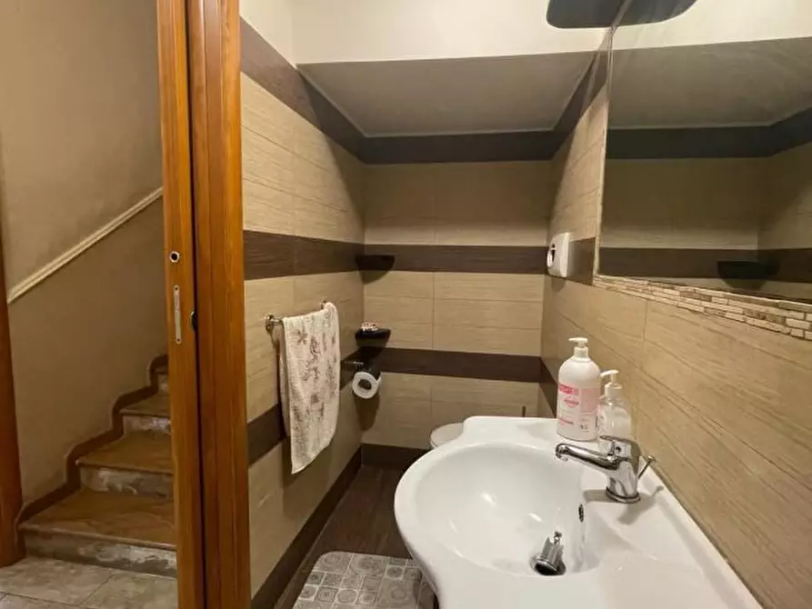 Immagine 8 di Villa in vendita  a Messina