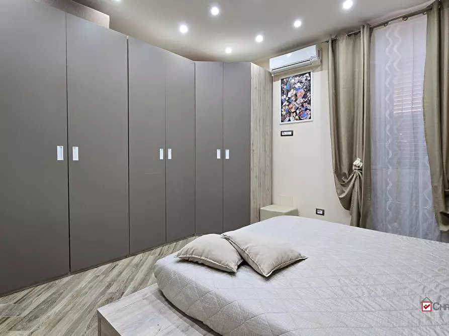 Immagine 10 di Appartamento in vendita  a Messina