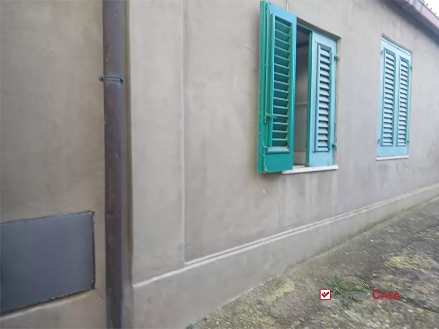 Immagine 2 di Villa in vendita  a Messina