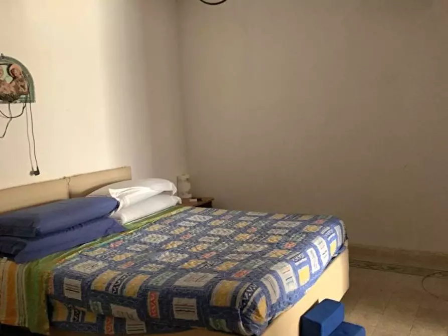 Immagine 10 di Villa in vendita  a Messina