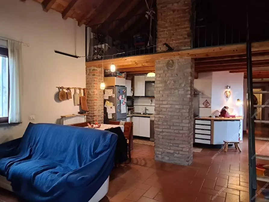 Immagine 9 di Rustico / casale in vendita  a Cerano