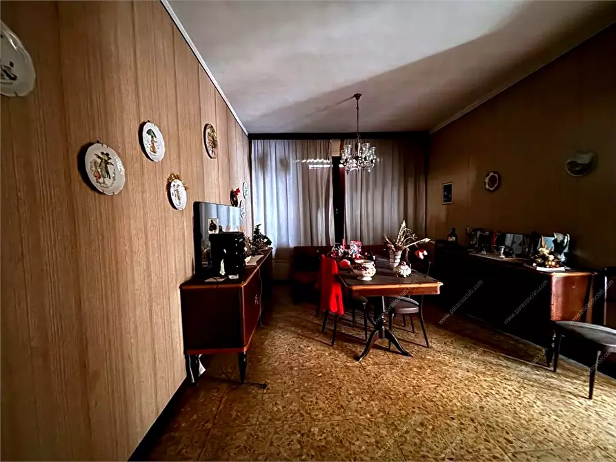 Immagine 10 di Villa in vendita  7 a Gambarana