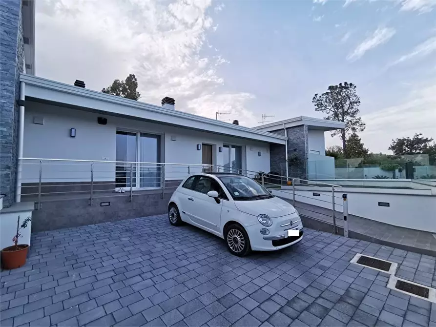 Immagine 1 di Villa in vendita  1/B a Cepagatti