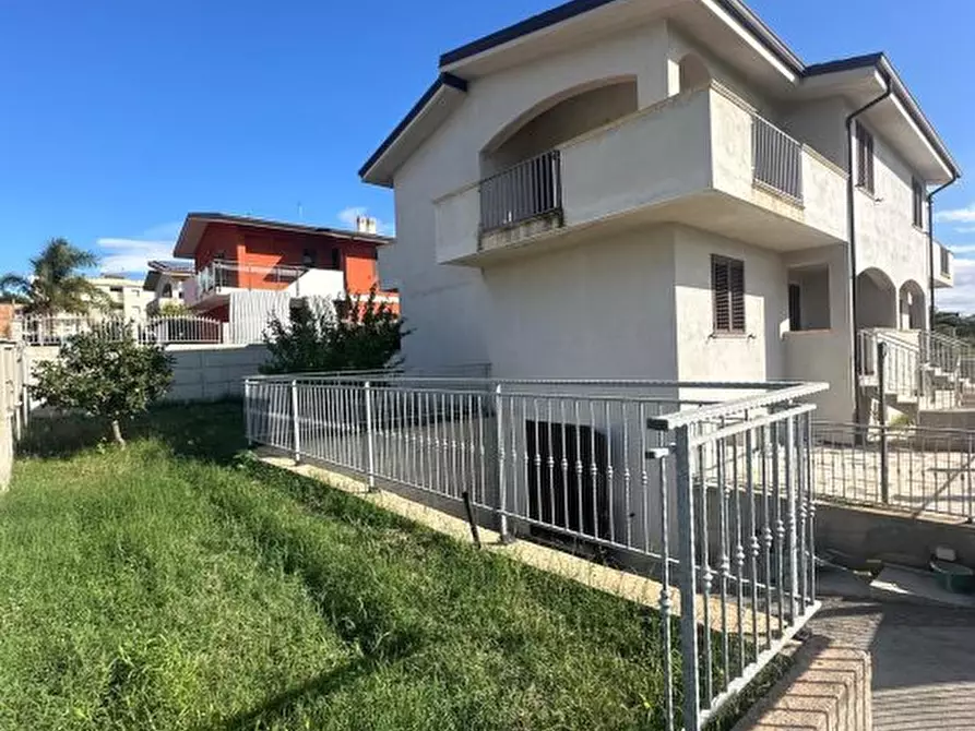 Immagine 2 di Villa in vendita  a Melito Di Porto Salvo