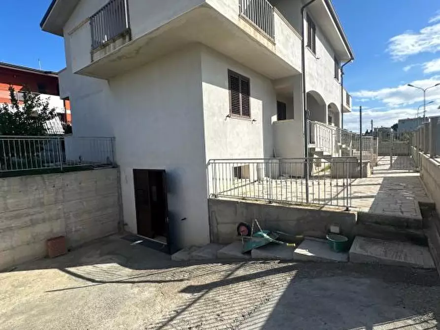 Immagine 4 di Villa in vendita  a Melito Di Porto Salvo