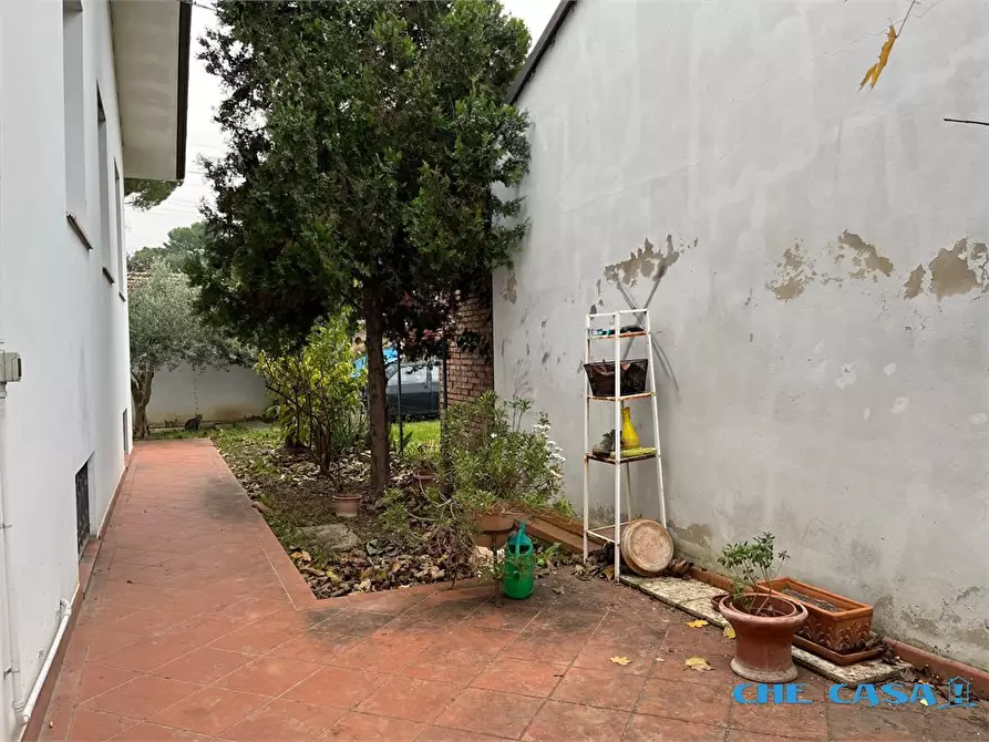 Immagine 7 di Villa in vendita  4 a Riccione