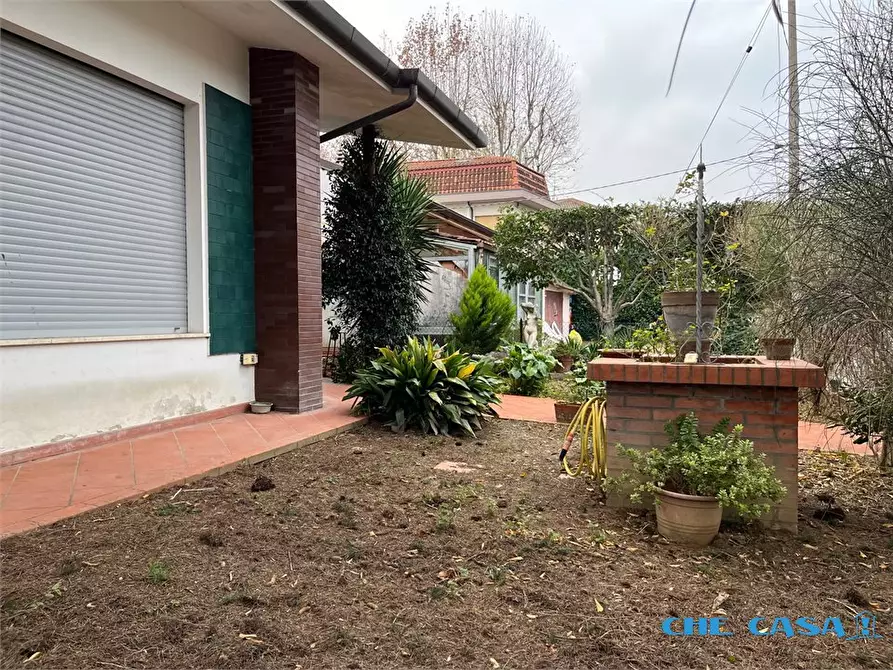 Immagine 6 di Villa in vendita  4 a Riccione